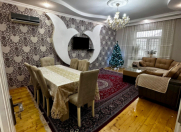 Satılır 8 otaqlı 218 m2 həyət evi Azadlıq prospekti m.