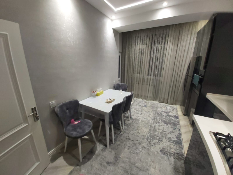 Satılır 3 otaqlı 110 m2 yeni tikili Əhmədli