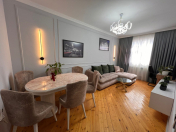 Satılır 2 otaqlı 60 m2 yeni tikili Memar Əcəmi m.