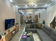 Satılır 3 otaqlı 130 m2 yeni tikili Gənclik m.