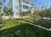 Satılır 14 otaqlı 720 m2 villa Saray