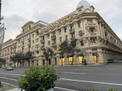 Satılır 4 otaqlı 110 m2 köhnə tikili Sahil m.