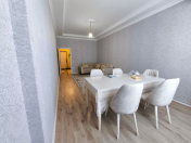 Satılır 2 otaqlı 75 m2 yeni tikili Saray