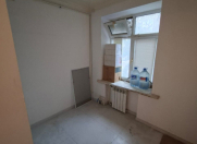 Satılır 2 otaqlı 35 m2 köhnə tikili İnşaatçılar m.