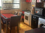 Satılır 2 otaqlı 65 m2 köhnə tikili 8 Noyabr m.