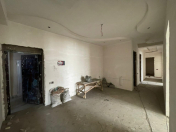 Satılır 4 otaqlı 170 m2 yeni tikili Heydər Əliyev Mərkəzi