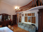 Satılır 2 otaqlı 63 m2 köhnə tikili Nəsimi r.