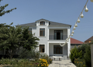 Satılır 6 otaqlı 250 m2 villa Buzovna