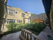 Satılır 7 otaqlı 420 m2 villa Elmlər Akademiyası m.