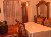 Satılır 3 otaqlı 65 m2 köhnə tikili Xalqlar Dostluğu m.