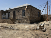 Satılır 2 otaqlı 100 m2 həyət evi Aviasiya Akademiyası Universiteti