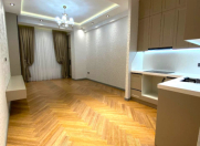 Satılır 2 otaqlı 70 m2 yeni tikili Elmlər Akademiyası m.