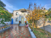 Satılır 7 otaqlı 220 m2 həyət evi Əhmədli
