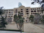 Satılır 4 otaqlı 125 m2 köhnə tikili İçəri Şəhər m.