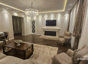 Satılır 3 otaqlı 125 m2 köhnə tikili 28 May m.