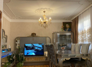 Satılır 5 otaqlı 140 m2 köhnə tikili Azərbaycan kinoteatrı