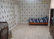 Satılır 4 otaqlı 70 m2 köhnə tikili İnşaatçılar m.