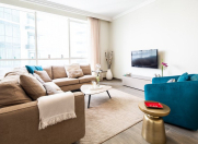 İcarəyə verilir 4 otaqlı 195 m2 yeni tikili Elmlər Akademiyası m.