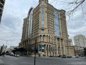 Satılır 5 otaqlı 304 m2 yeni tikili Yasamal r.