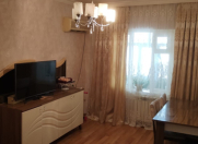 Satılır 3 otaqlı 90 m2 köhnə tikili Suraxanı r.