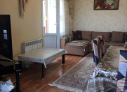 İcarəyə verilir 3 otaqlı 70 m2 köhnə tikili Xətai r.