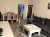 İcarəyə verilir 2 otaqlı 70 m2 köhnə tikili 28 May m.