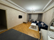 İcarəyə verilir 2 otaqlı 100 m2 yeni tikili 8 Noyabr m.