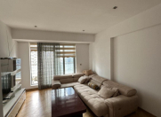 Satılır 2 otaqlı 85 m2 yeni tikili 28 May m.