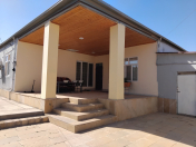 Satılır 6 otaqlı 260 m2 həyət evi Müşfiqabad