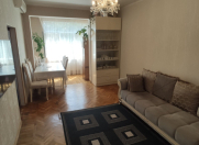 Satılır 2 otaqlı 45 m2 köhnə tikili Zərifə Əliyeva adına park