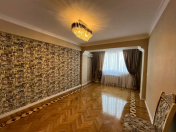 Satılır 3 otaqlı 100 m2 köhnə tikili Nəriman Nərimanov m.