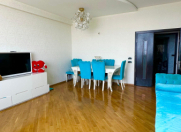Satılır 3 otaqlı 110 m2 yeni tikili İnşaatçılar m.