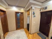 Satılır 3 otaqlı 85 m2 köhnə tikili Həzi Aslanov m.