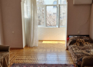 Satılır 2 otaqlı 45 m2 köhnə tikili Nəriman Nərimanov m.