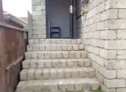 İcarəyə verilir 2 otaqlı 5 m2 həyət evi Binə