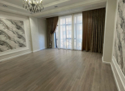 Satılır 3 otaqlı 130 m2 yeni tikili Bakı