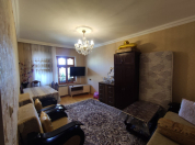 Satılır 2 otaqlı 65 m2 köhnə tikili Həzi Aslanov