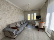 Satılır 2 otaqlı 65 m2 köhnə tikili Xətai r.