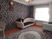 İcarəyə verilir 2 otaqlı 60 m2 köhnə tikili Y.Günəşli