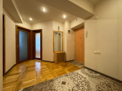 Satılır 3 otaqlı 80 m2 köhnə tikili Nizami m.