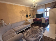 Satılır 3 otaqlı 80 m2 köhnə tikili Həzi Aslanov m.