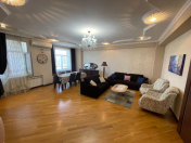 Satılır 3 otaqlı 143 m2 yeni tikili 8 Noyabr m.