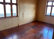 Satılır 4 otaqlı 110 m2 köhnə tikili İnşaatçılar m.