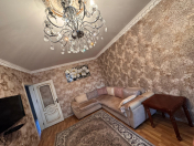 Satılır 3 otaqlı 80 m2 köhnə tikili Nəsimi m.