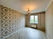 Satılır 3 otaqlı 80 m2 köhnə tikili Xalqlar Dostluğu m.