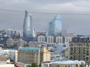 İcarəyə verilir 2 otaqlı 70 m2 köhnə tikili 28 May m.