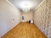 Satılır 3 otaqlı 110 m2 yeni tikili Qara Qarayev m.