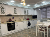 İcarəyə verilir 3 otaqlı 140 m2 yeni tikili Yeni Yasamal