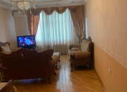 İcarəyə verilir 4 otaqlı 140 m2 yeni tikili Gənclik m.