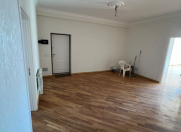 Satılır 3 otaqlı 158 m2 yeni tikili Elmlər Akademiyası m.